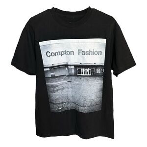 Y2K Streetwear Black Graphic T-Shirt with Compton Fashion Print Size Medium